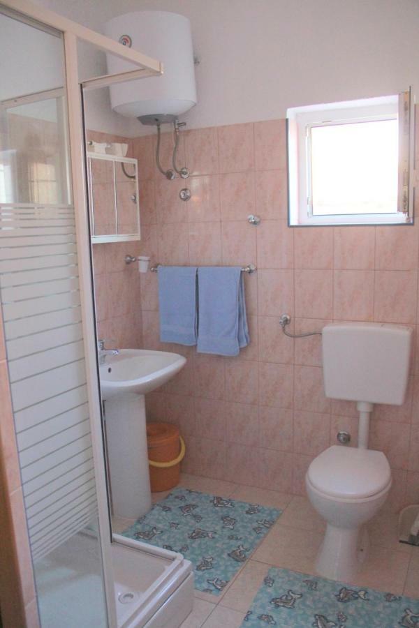 Guesthouse Donko 1 & 2 塞尼 外观 照片